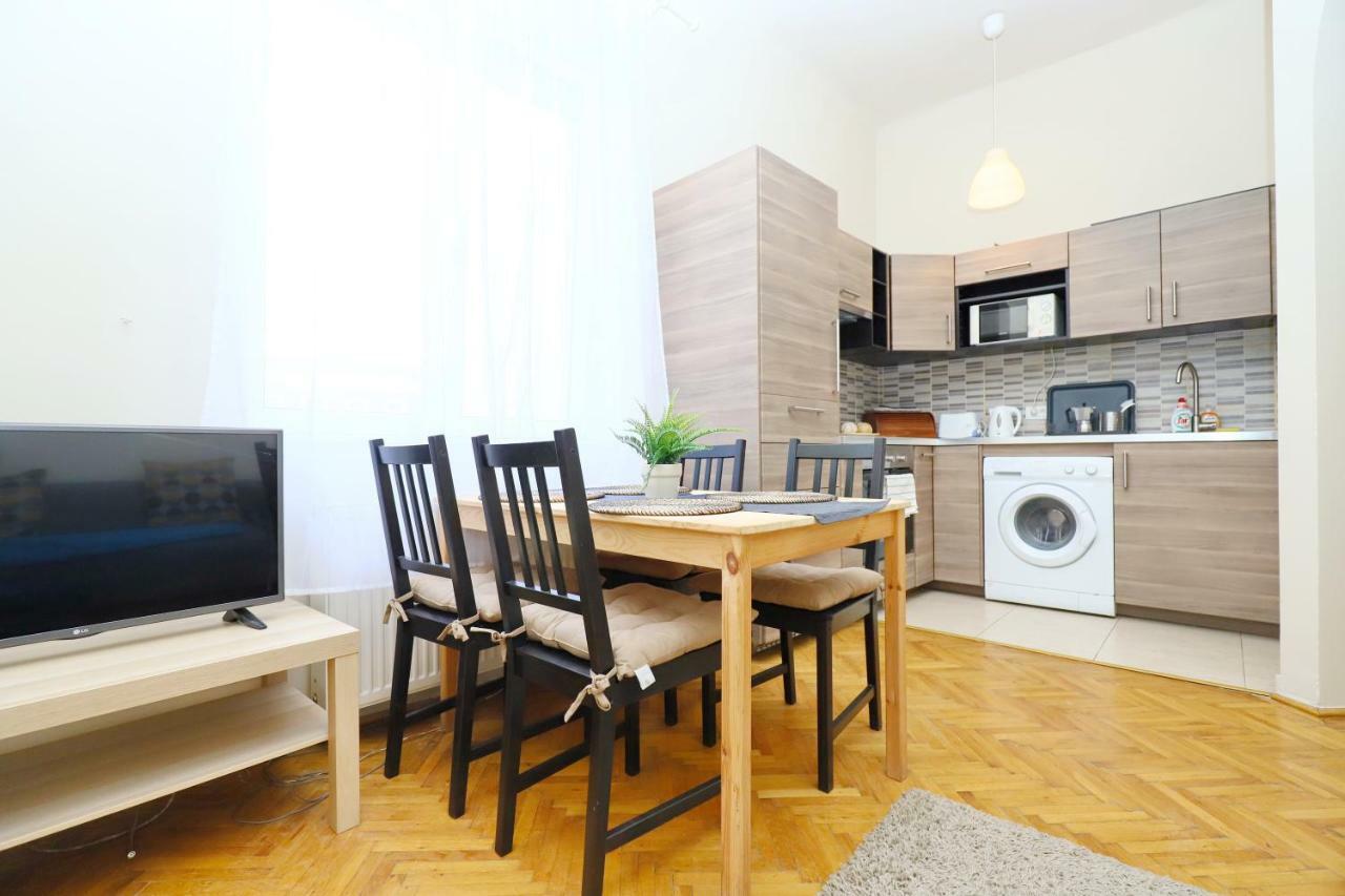 Casa Nostra * Budapest