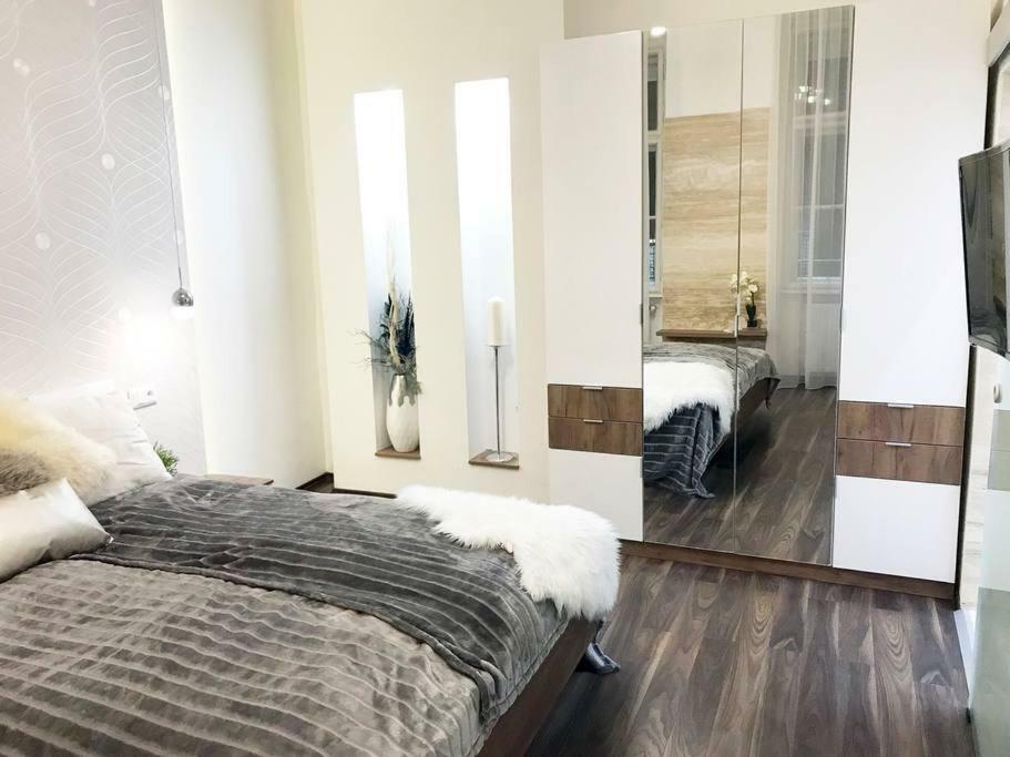 Grand Eliza 3bedroom Luxury Apt At Blaha * Budapest