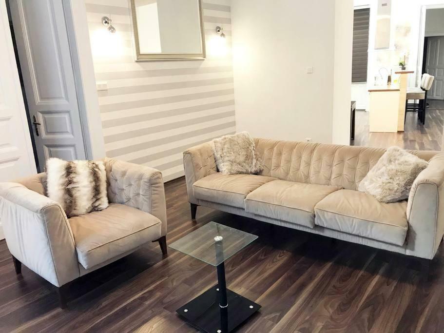 Grand Eliza 3bedroom Luxury Apt At Blaha * Budapest