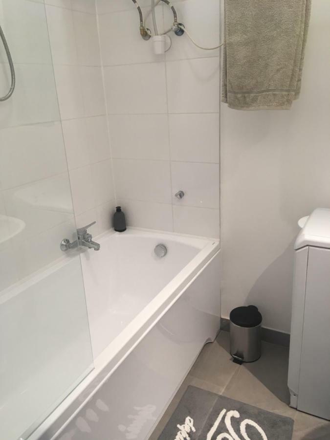 Downtown Island Apartman *