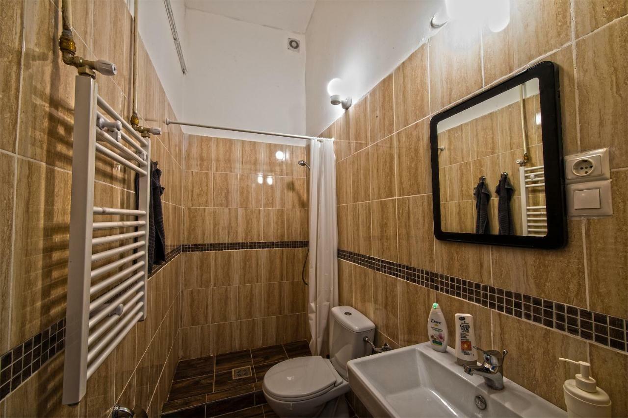 No. 11 With 2 Bathrooms Next To Railway Station Lejlighed *