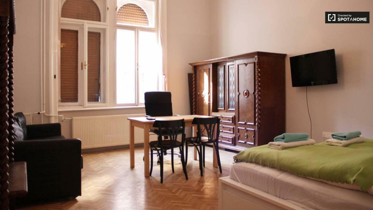 Dob15 Big Budapeszt