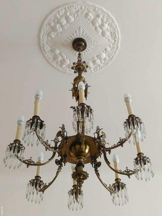 3 Bedrooms Suite, 2 Bathrooms, Balcony At Opera Budapest