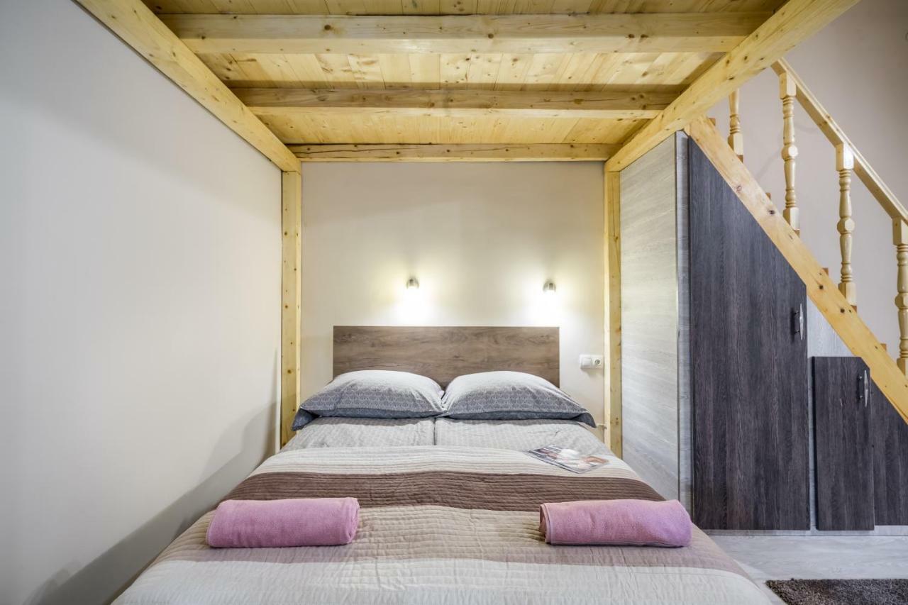 Bpr Luminous Design Apartment
