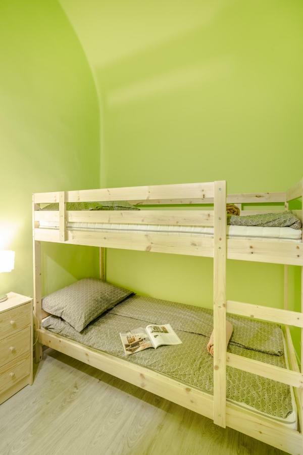 Bpr Luminous Design Apartment Budapest