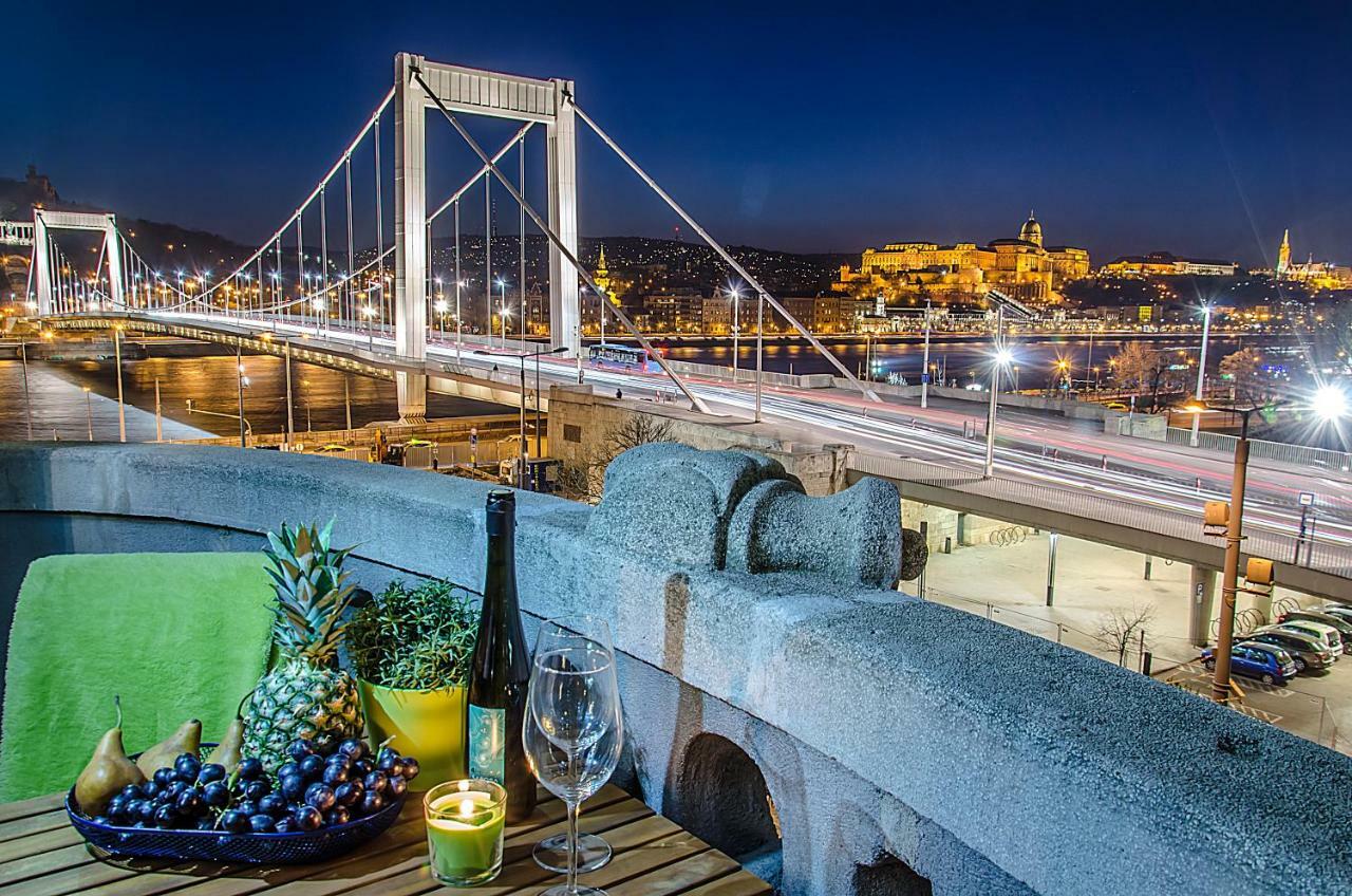 Budabest View * Budapest