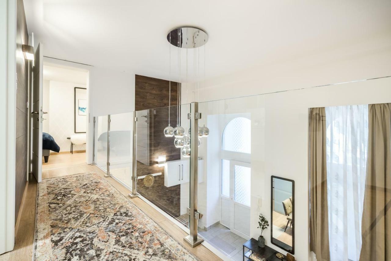 Apartment Bpr Luxurious & Stylish Duplex