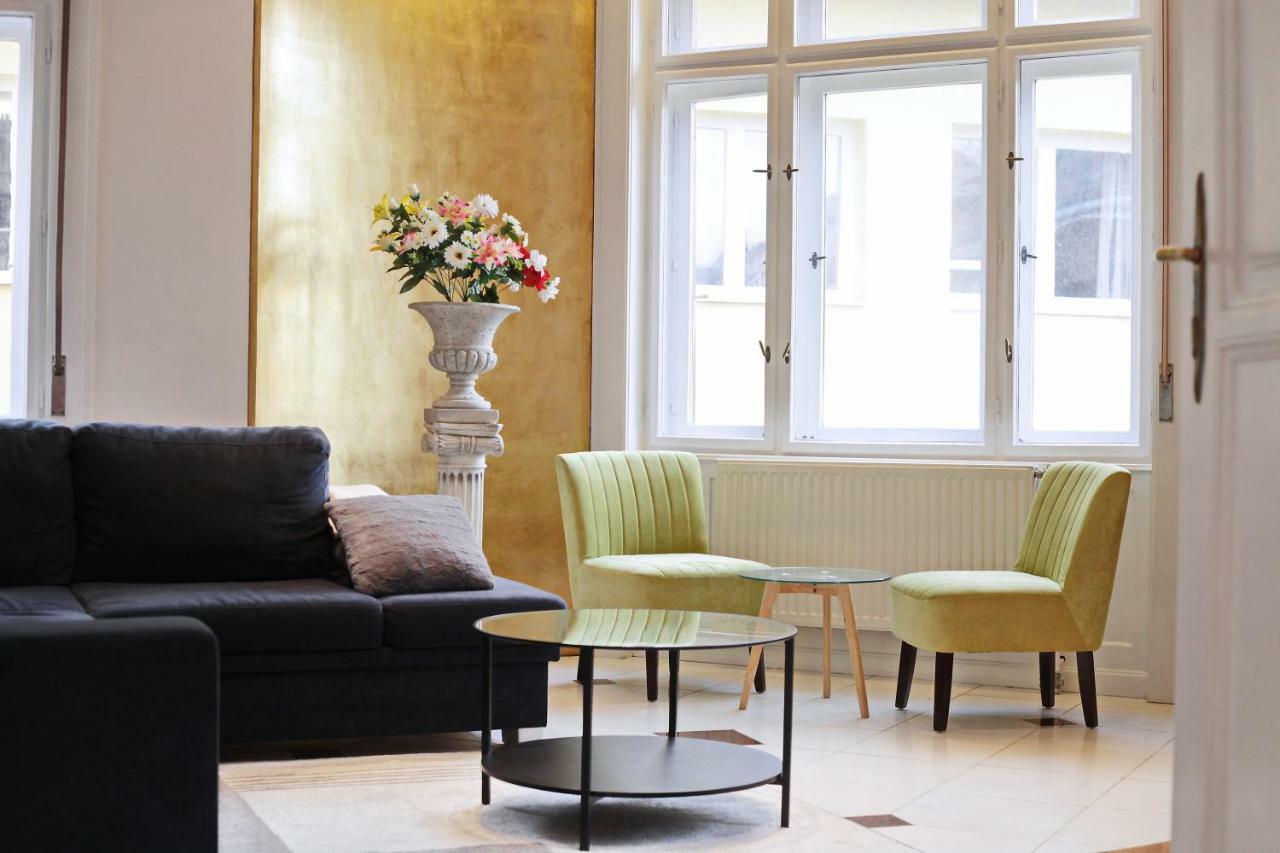 Luxury Gold Plated In Calm Location Apartment