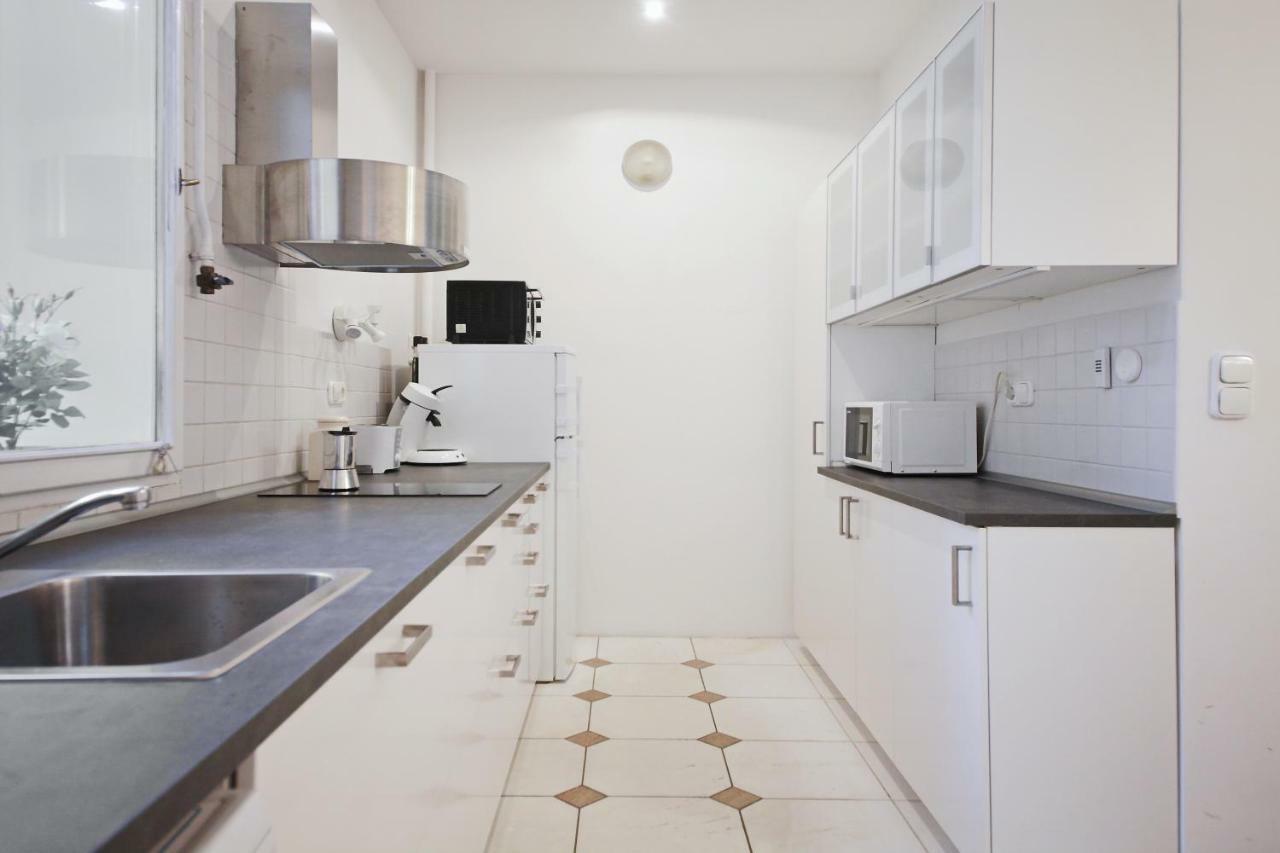 Apartment Luxury Gold Plated In Calm Location *