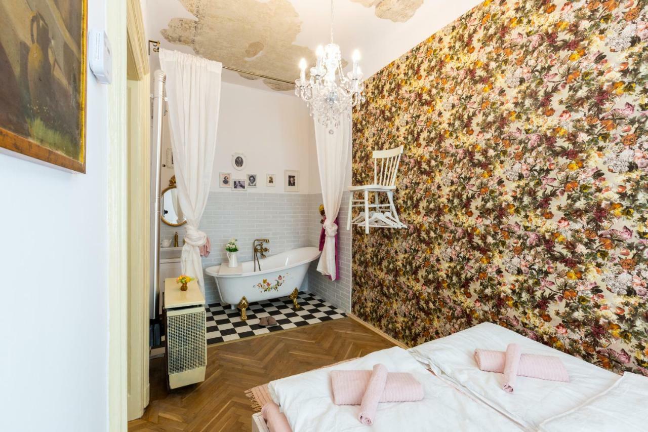 Vintage In The Center