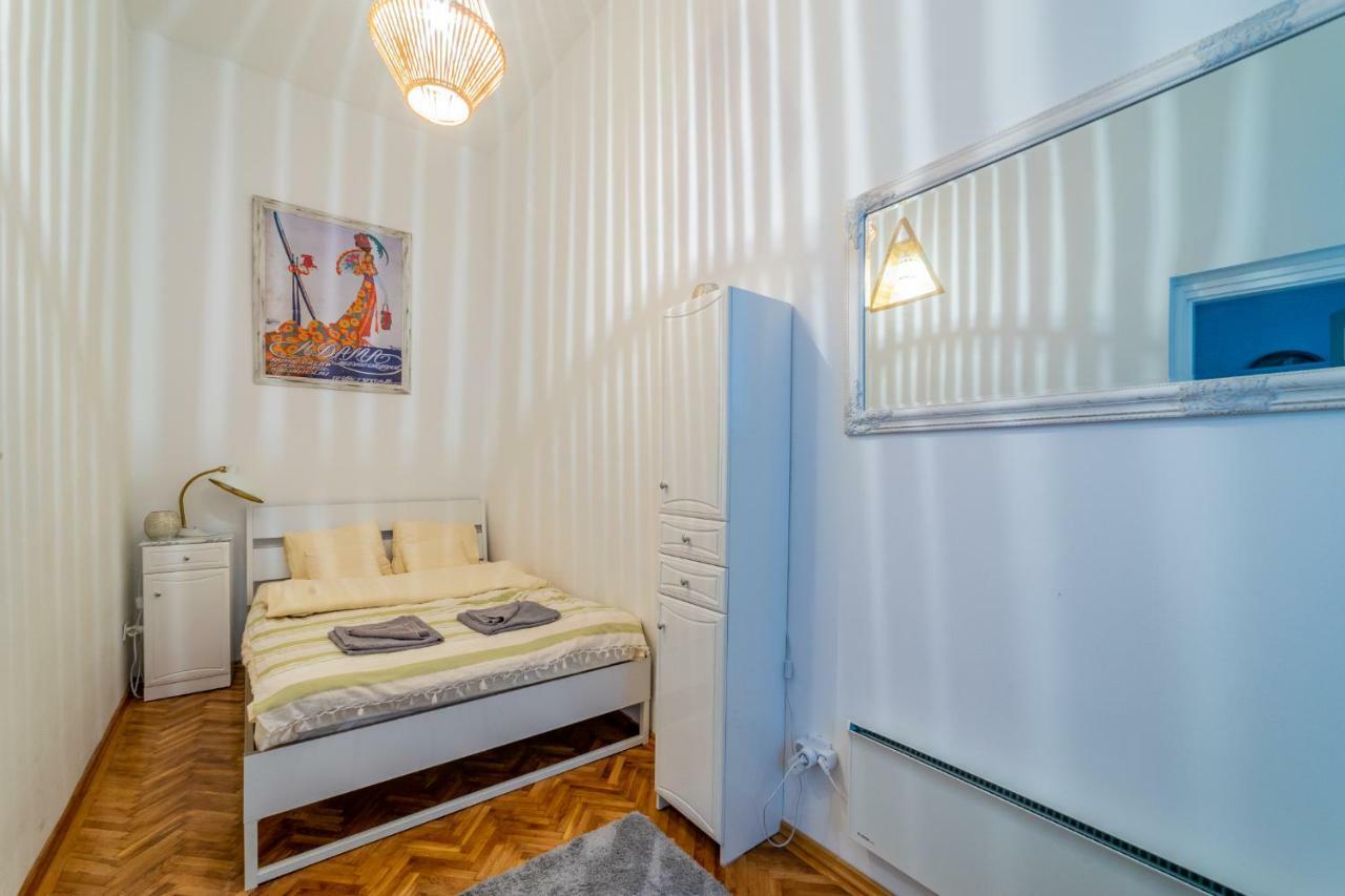 Apartmán Gabi's Broadway Nest @ Nagymezo Str *