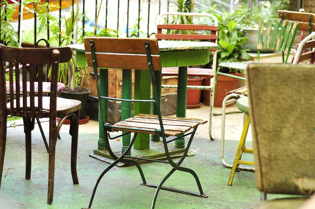 Gabi's Broadway Nest @ Nagymezo Str Budapest