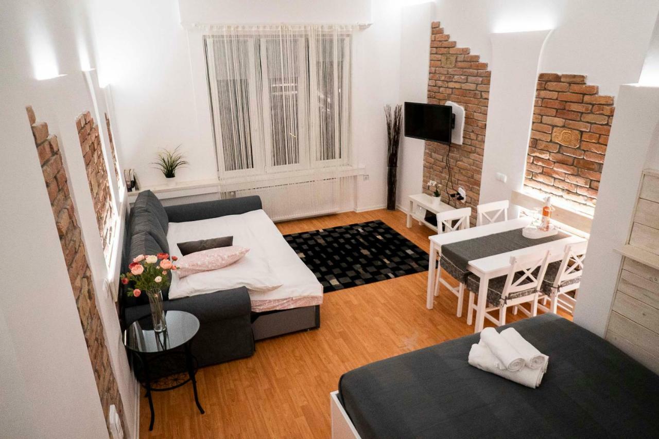 O&b Budapest