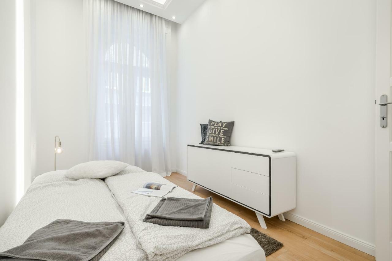 Downtown Paulay43 Apartamento