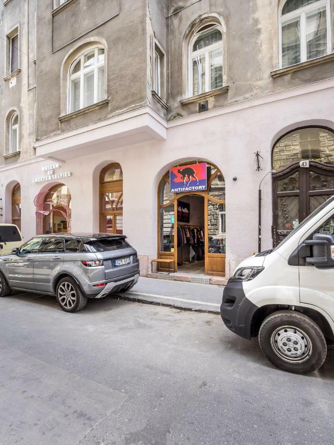 Downtown Paulay43 Apartament *