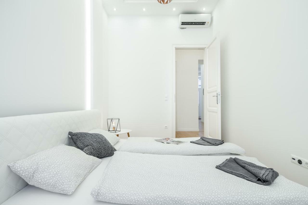 Downtown Paulay43 Apartamento