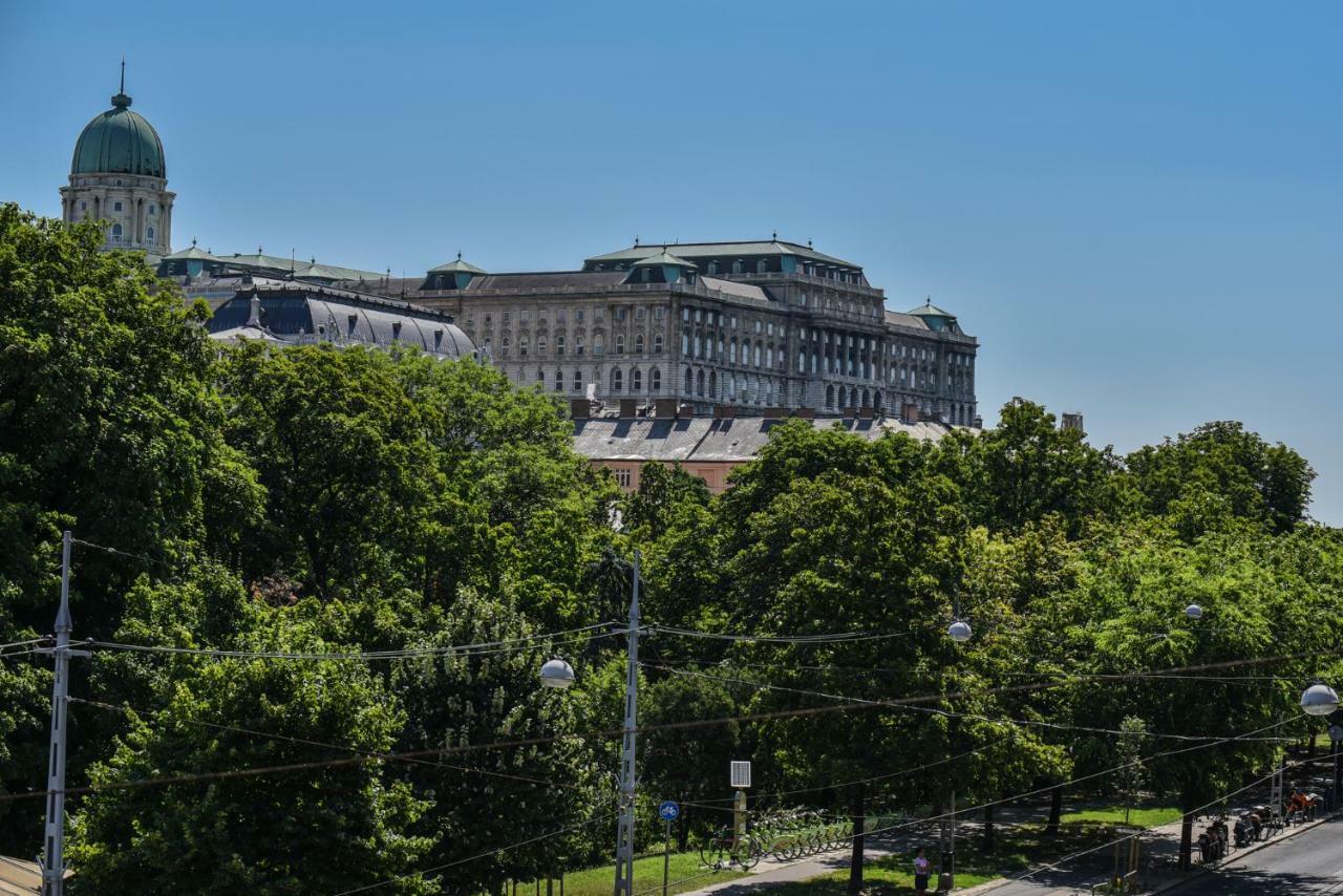 Castle With Panoramic Balcony Budapest