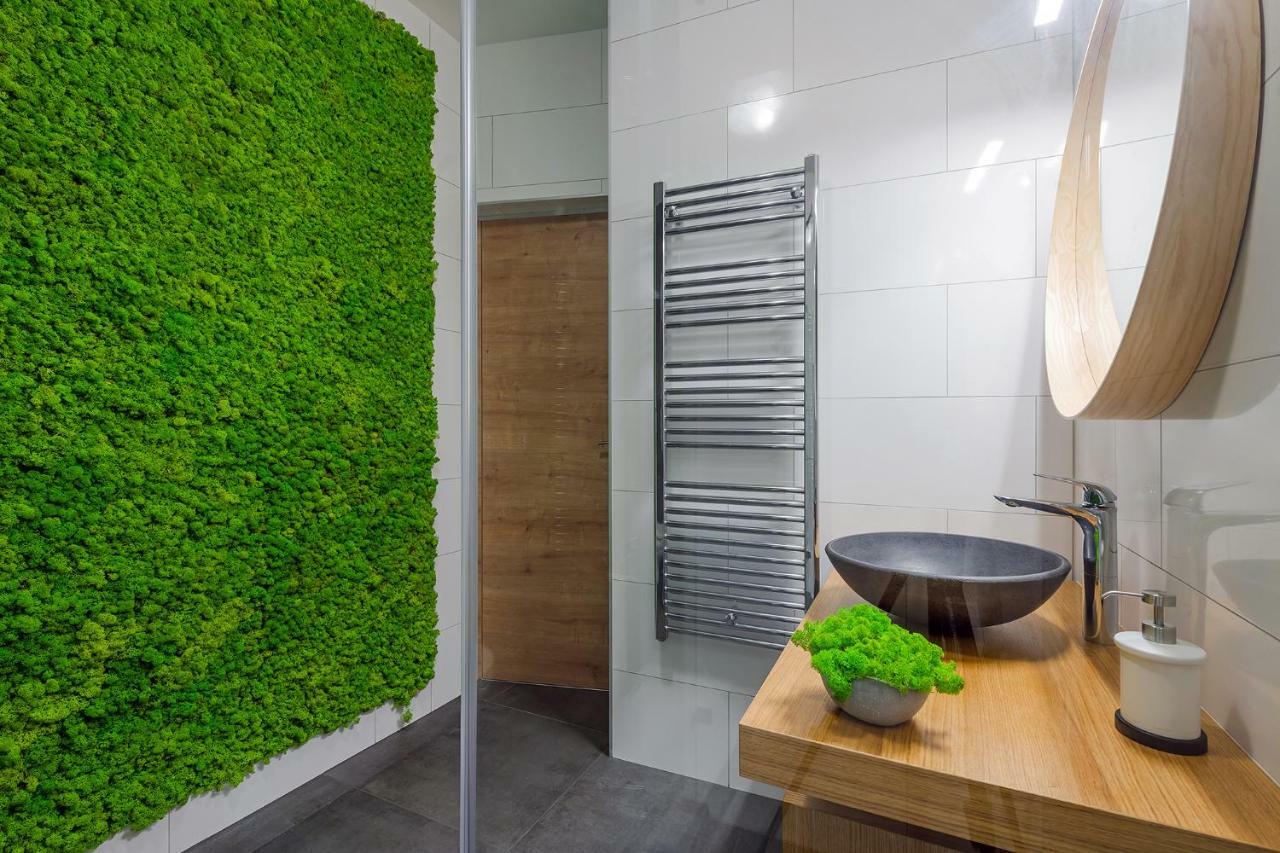 High End Klauzal With Ac - For Cooling Appartement