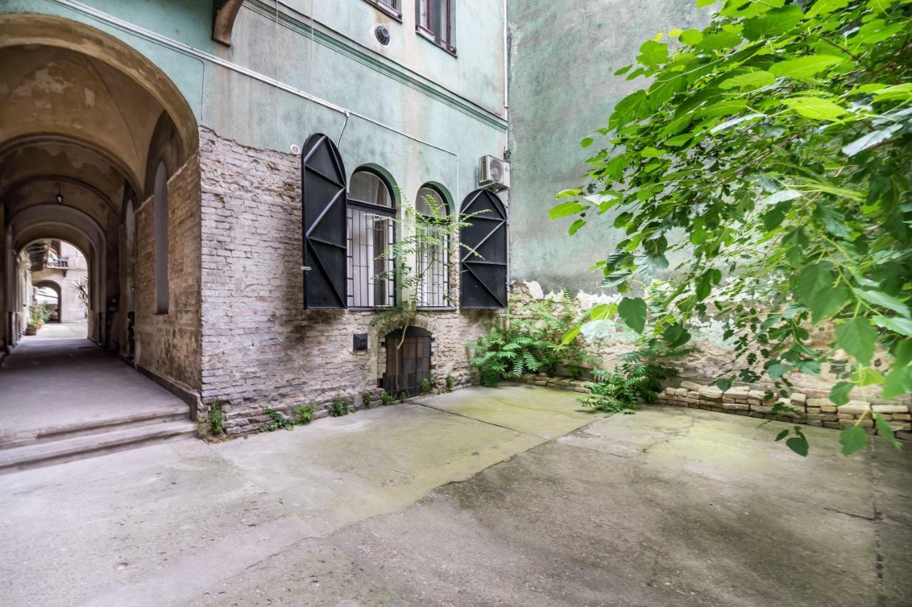 Own At Gozsdu * Budapest
