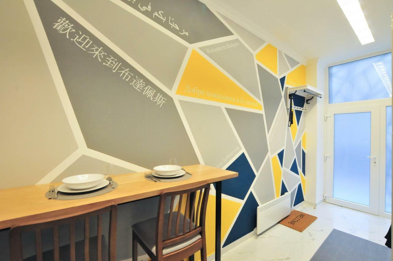Center With Design Apartment