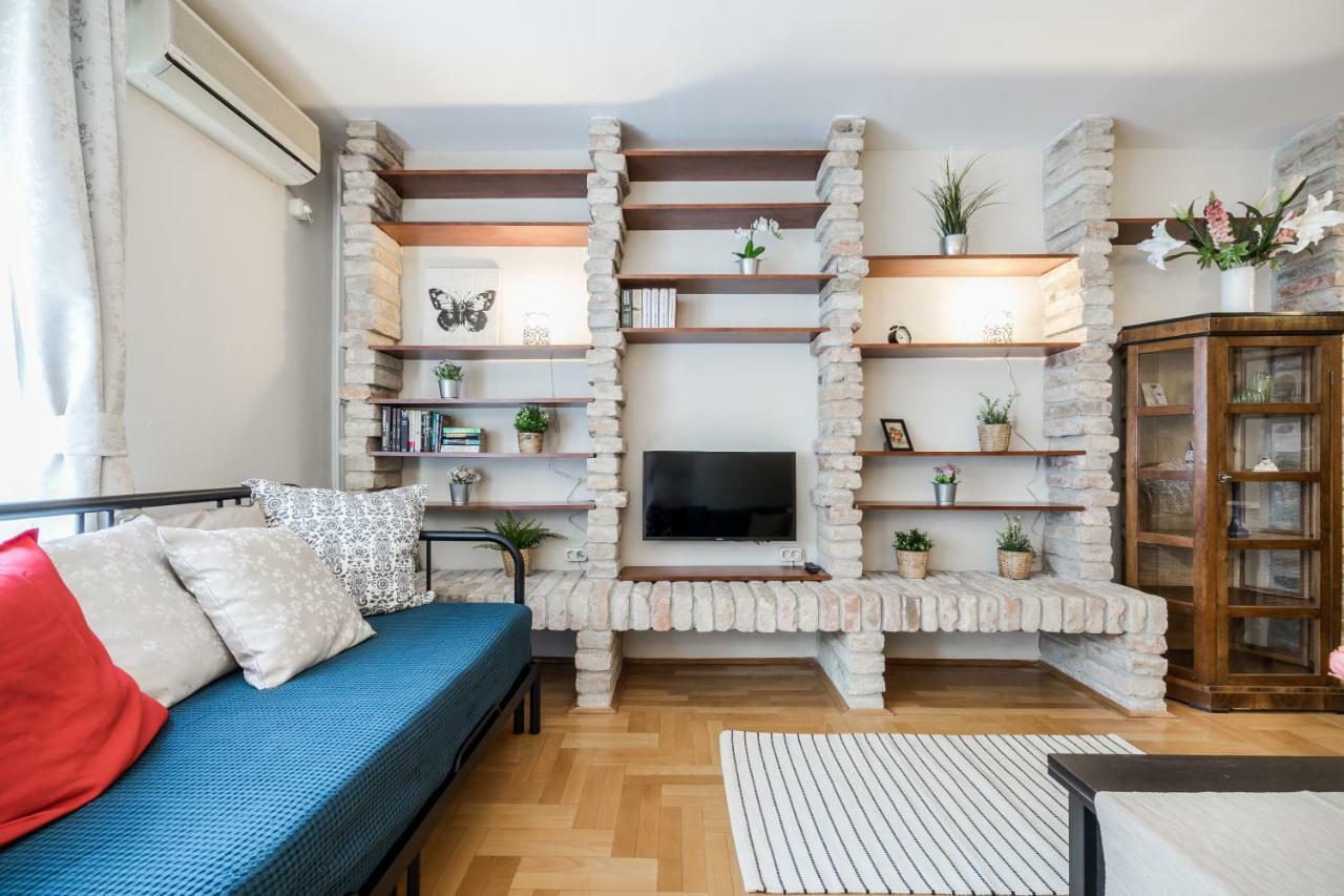 Apartman Bpr Golden Corner With Balcony & A/c *