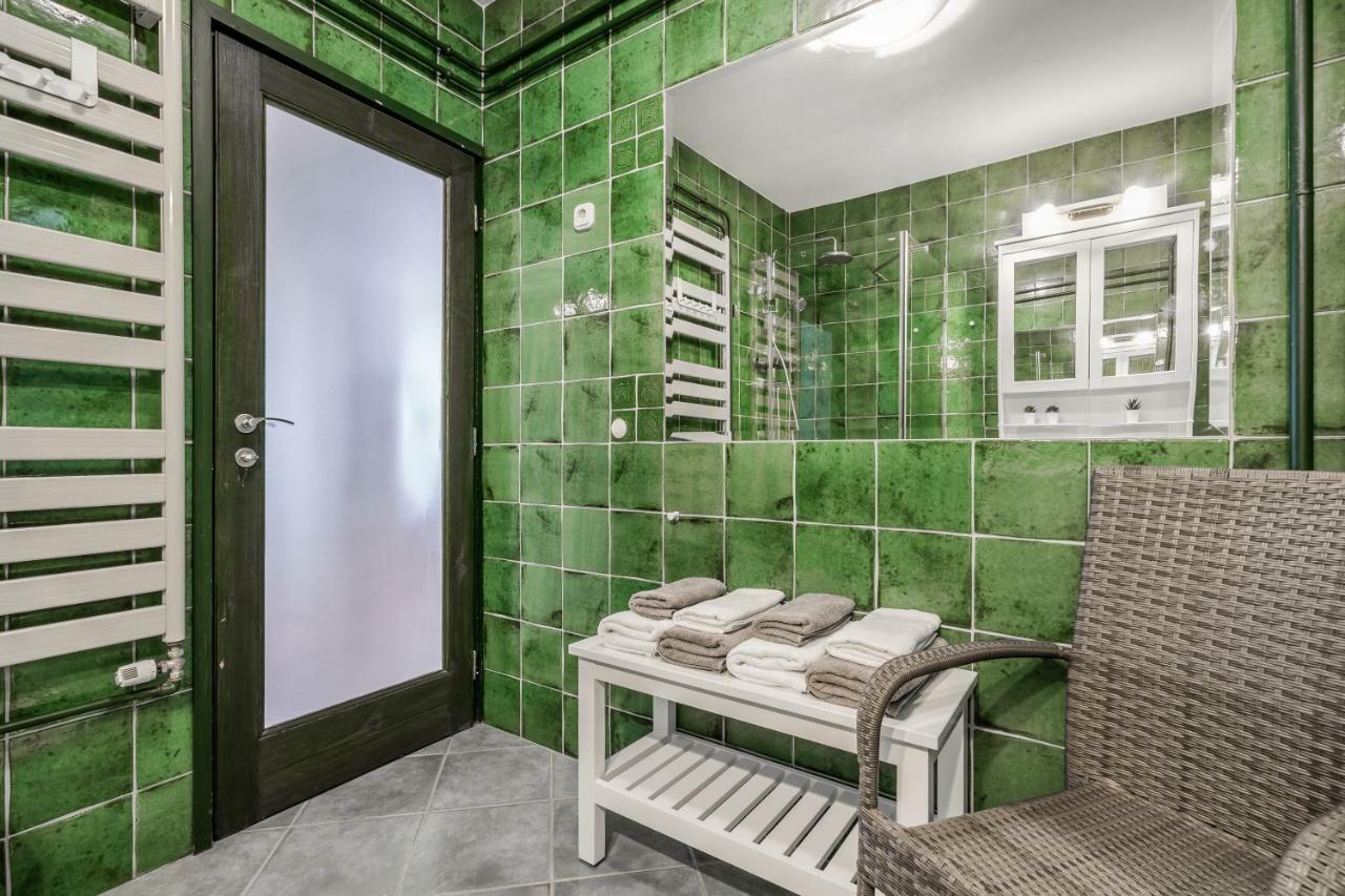 Apartman Bpr Golden Corner With Balcony & A/c