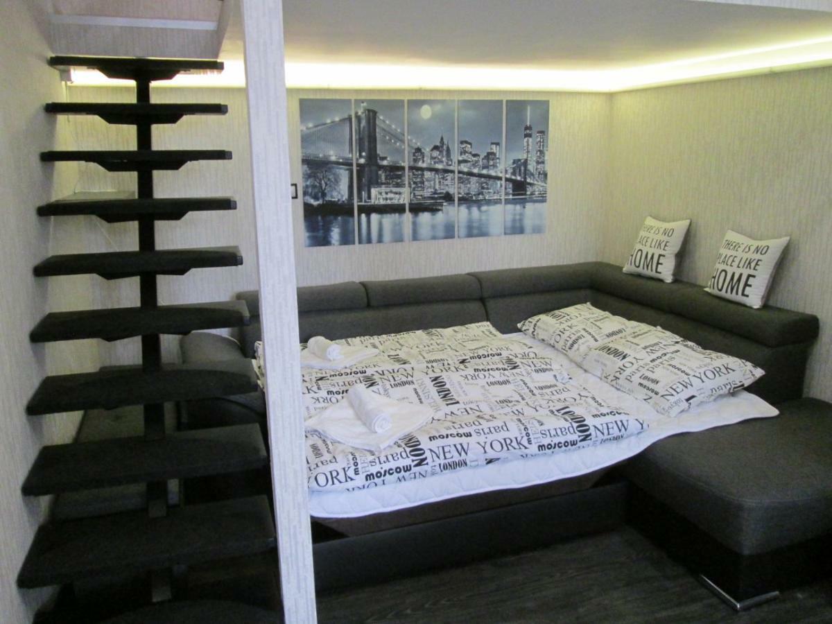 Corvinus Apartamento *