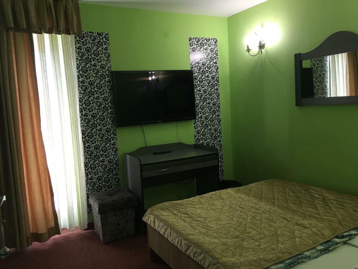 Bed & Breakfast Arato *