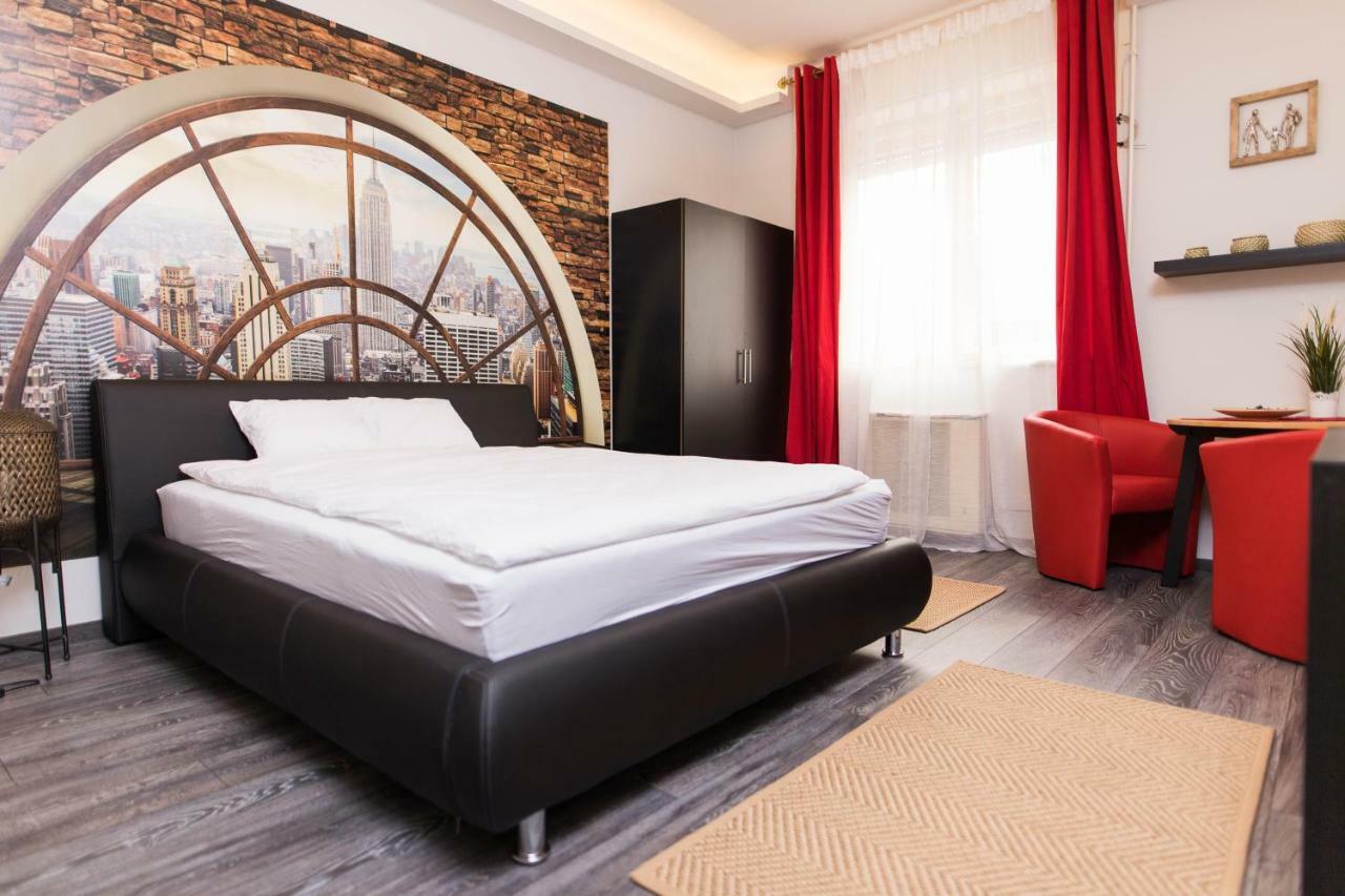 Nerorosso Apartment *