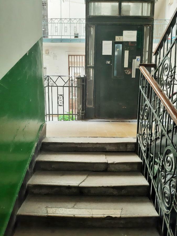 Homestay White Pearl Near Gozsdu Budapest
