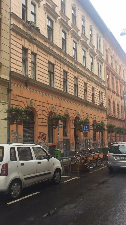 No.7 In The Centre * Budapest