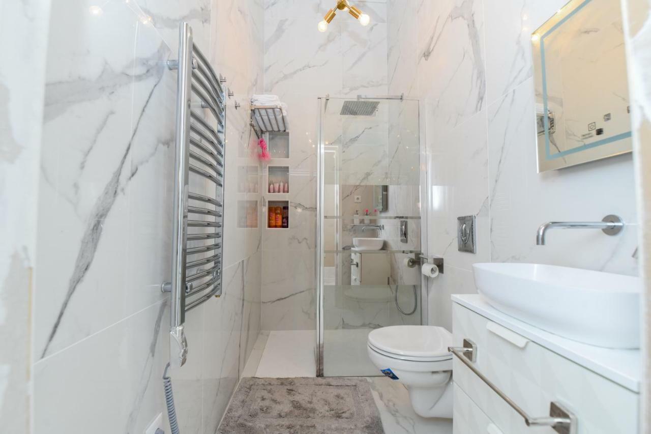 Classic Luxury With Jacuzzi & Sauna Raday Utca Apartment