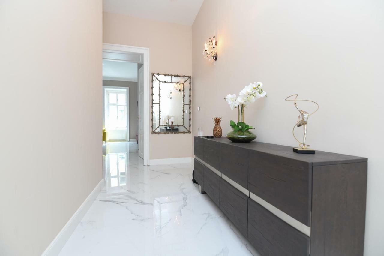 Apartment Classic Luxury With Jacuzzi & Sauna Raday Utca Budapest