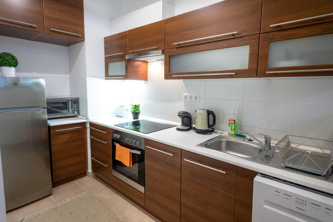 Colours Apartment *
