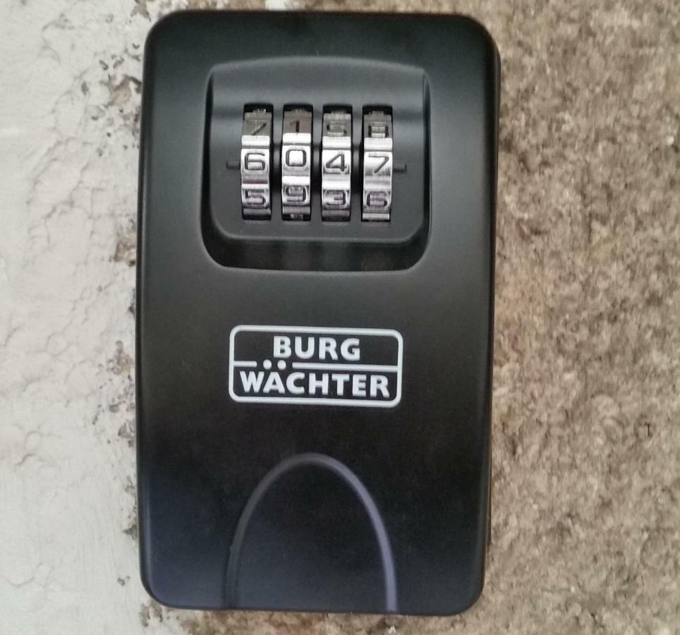 Brand New In The Center Apartment