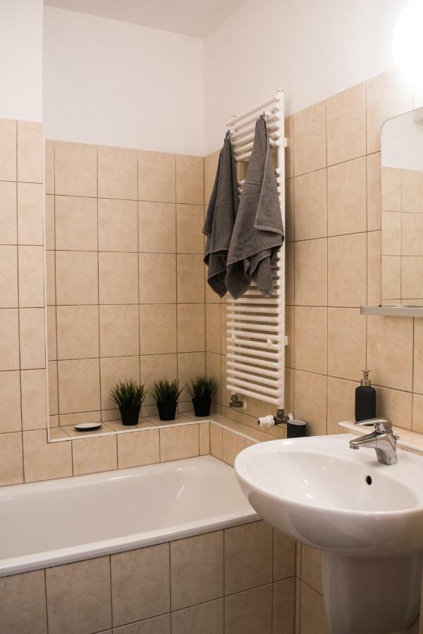Viola Apartment