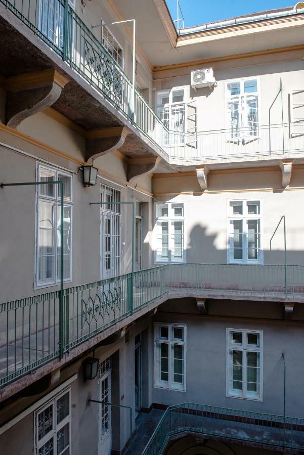 Apartment Regiposta Street 2 - Center *