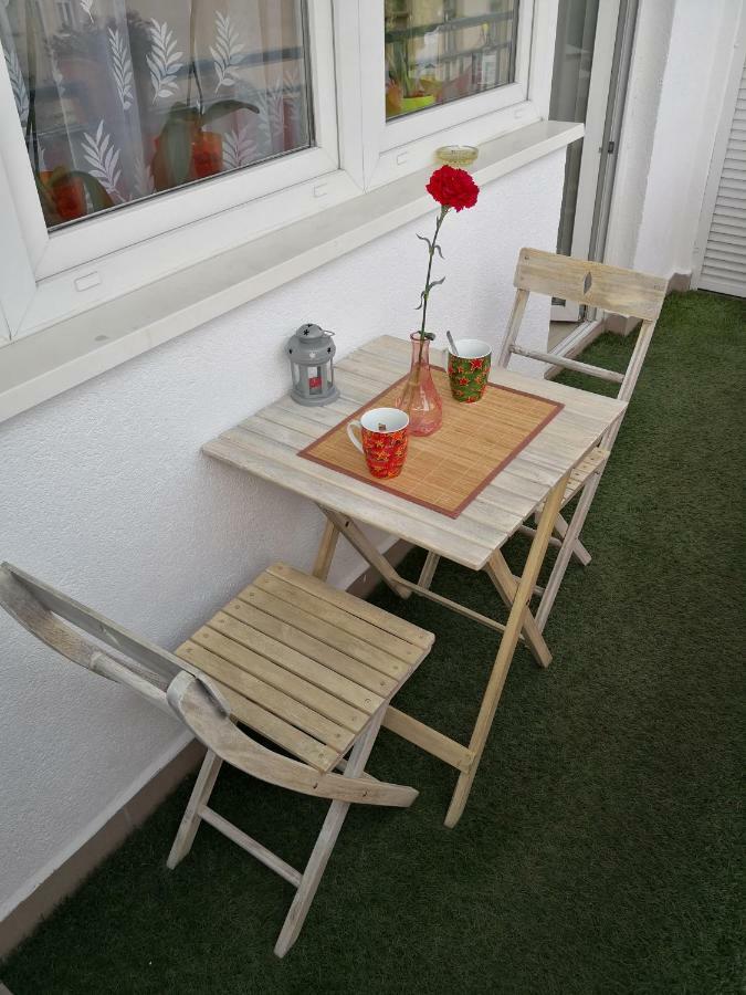 1,5 Szobas Lakas Terasszal,koezel A Szechenyi Fuerdohoez