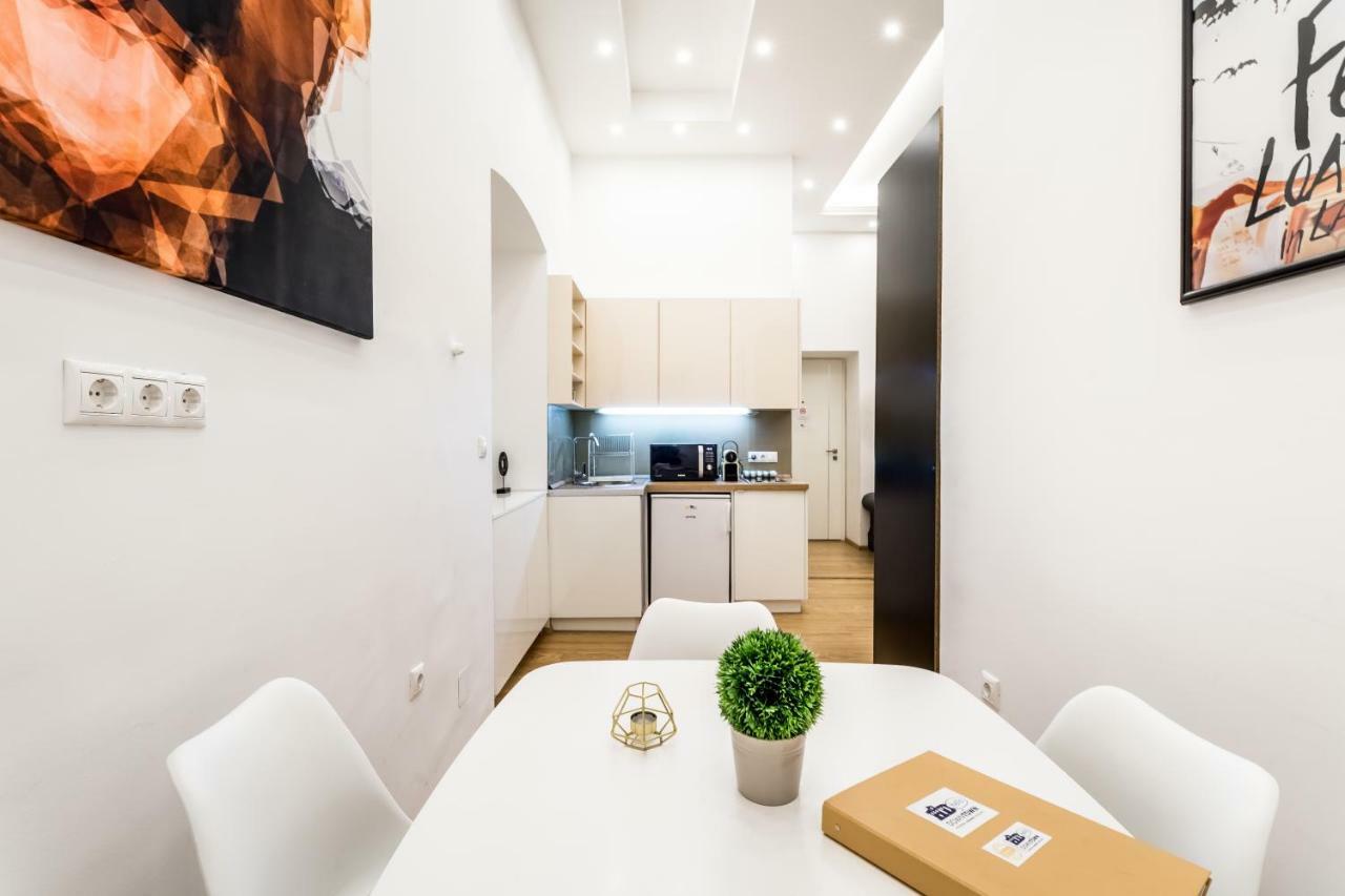 Hello Downtown - Movie Apartamento Budapest