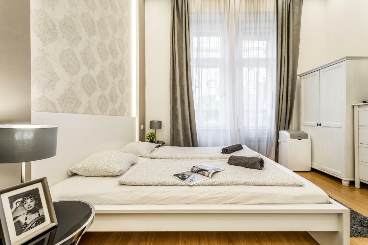 Hello Downtown - Movie Apartman *