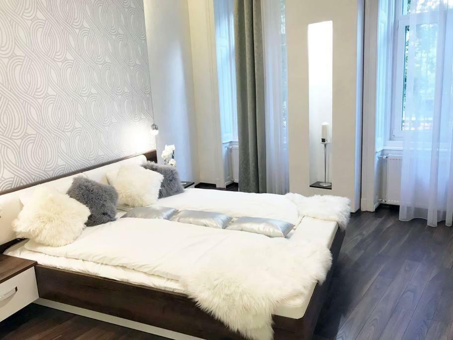 Grand Eliza 3bedroom Luxury Apt At Blaha * Budapest