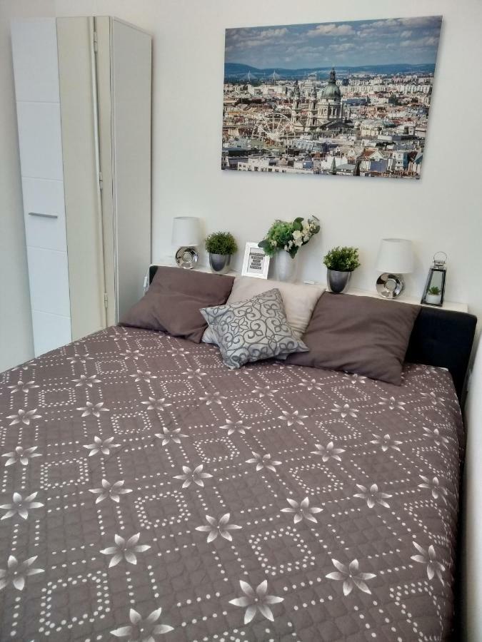 Apartamento Pannónia Luxury With Wifi&balcony *