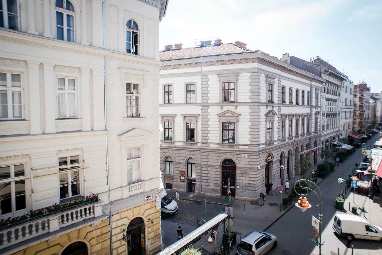 Indigo With Free Parking Apartment Budapest