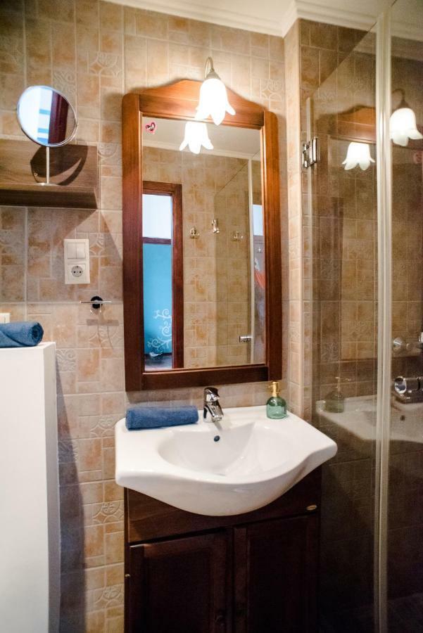 Indigo With Free Parking Apartment Budapest