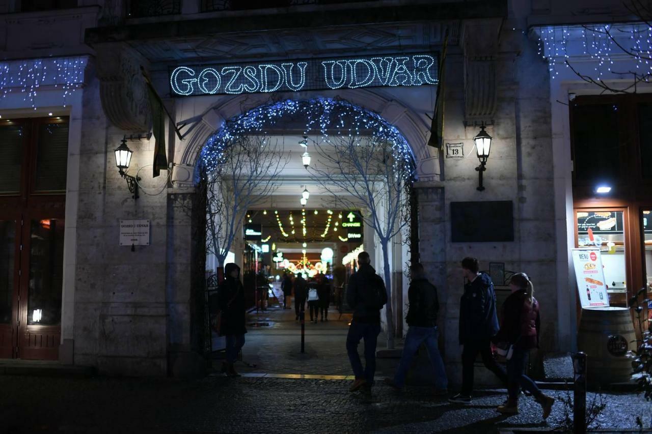 Hotel Gozsdu Court