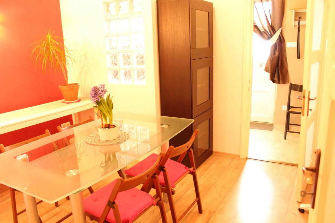 Yasmine Flat Budapest