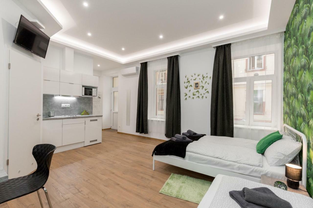 Holidays Downtown Apartment *