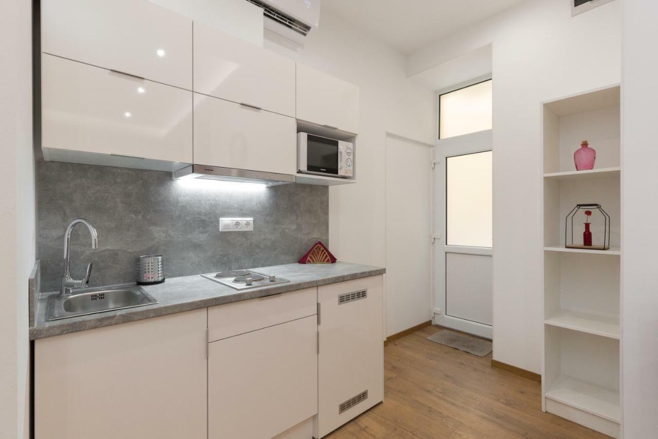 Holidays Downtown Apartment Budapest