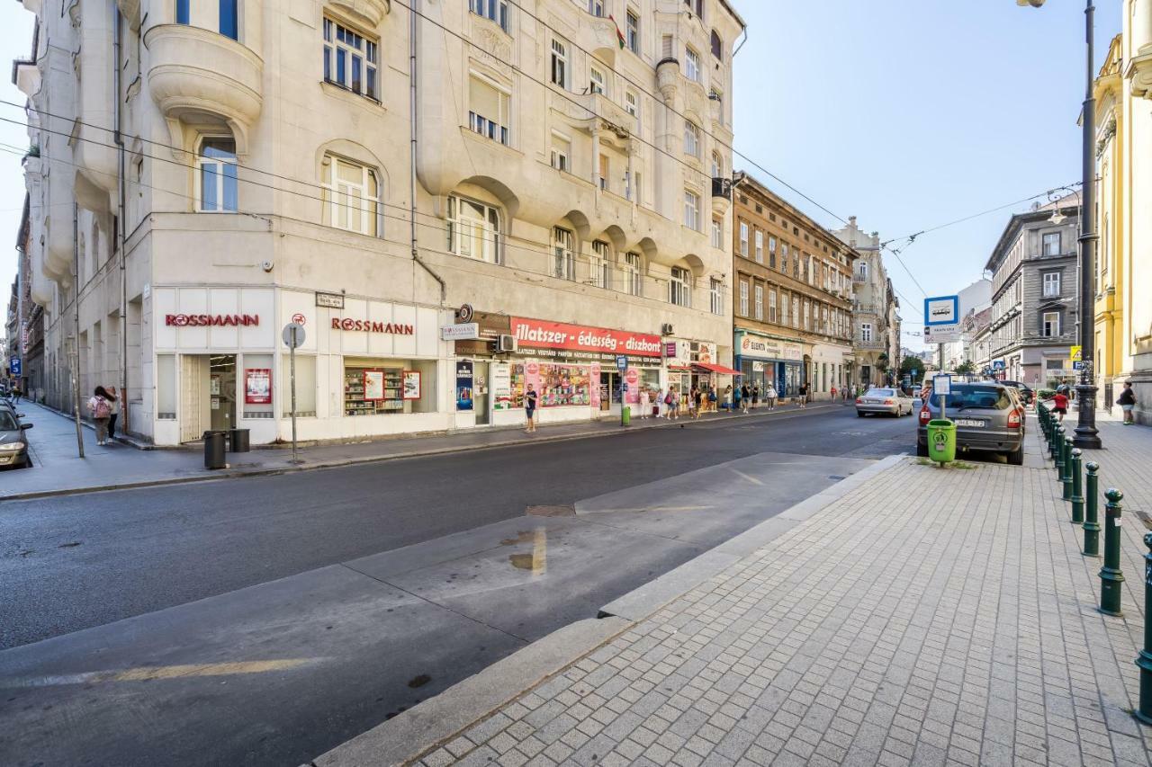 Bpr King Prime With A/c Budapest