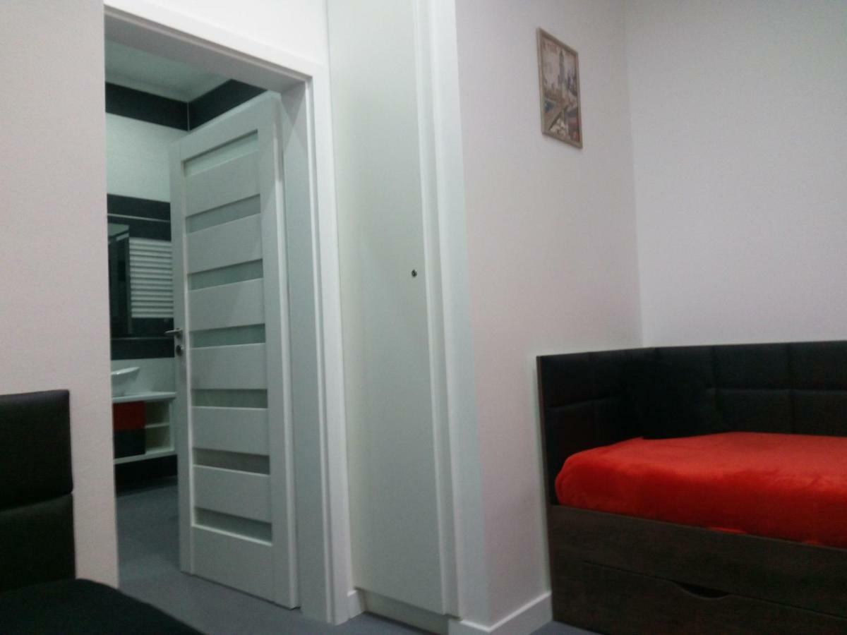 Apartment Red Passion Deluxe At Gozsdu Budapest